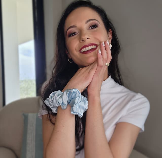 Pure Silk Ice Queen Scrunchie 4
