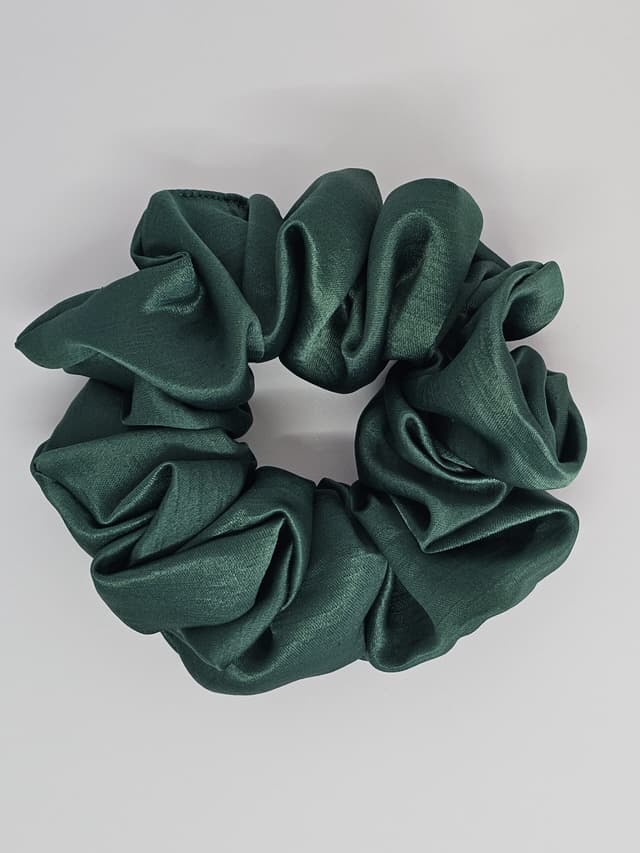 Silk Satin Scrunchie Emerald Green 1