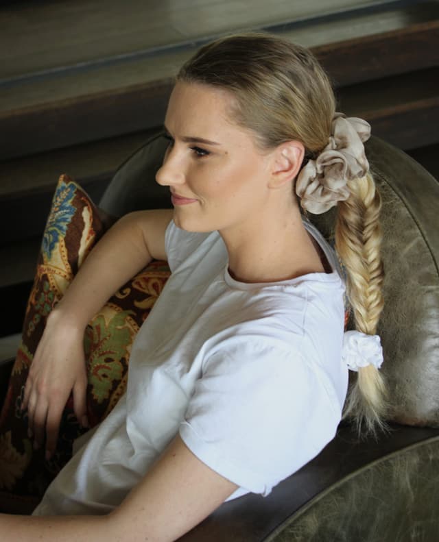 Zero Waste Scrunchie Neutral Babe 3