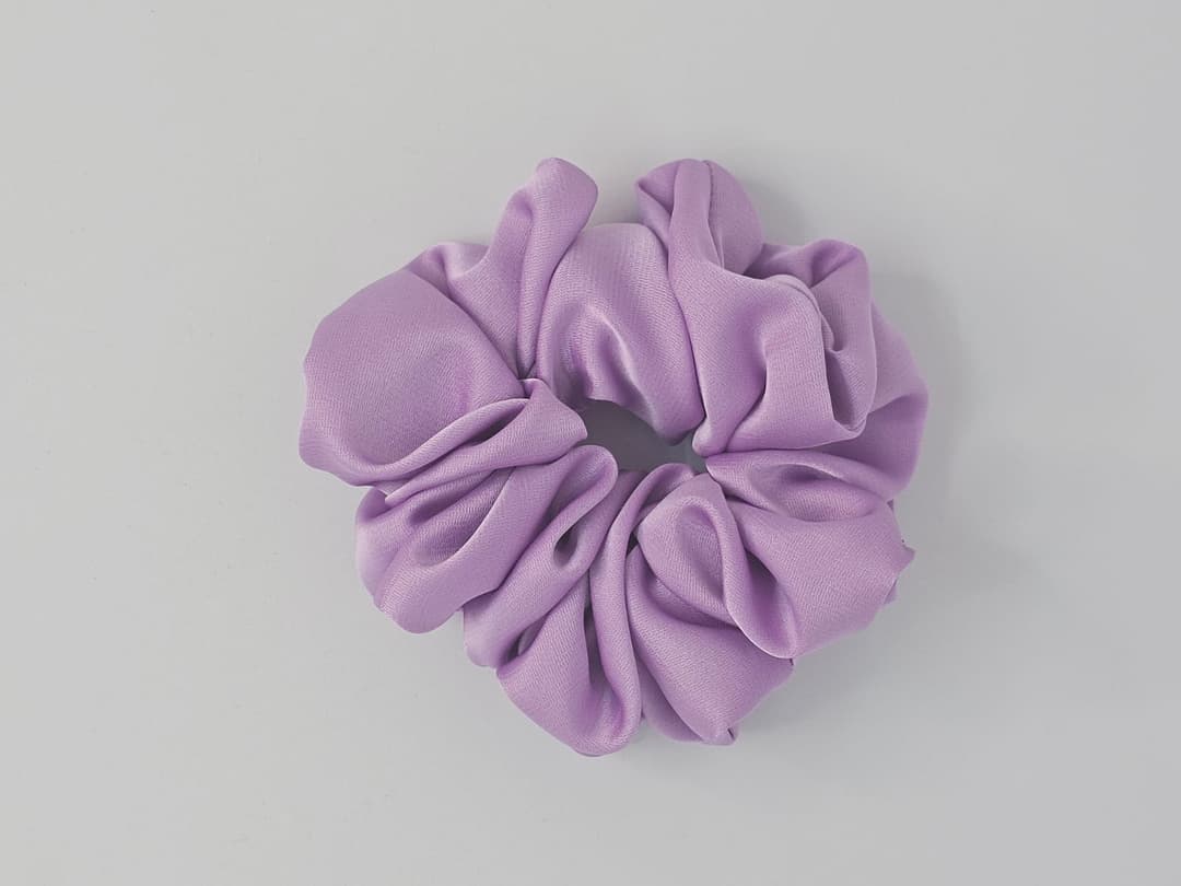 Pure Silk Lilac Scrunchie