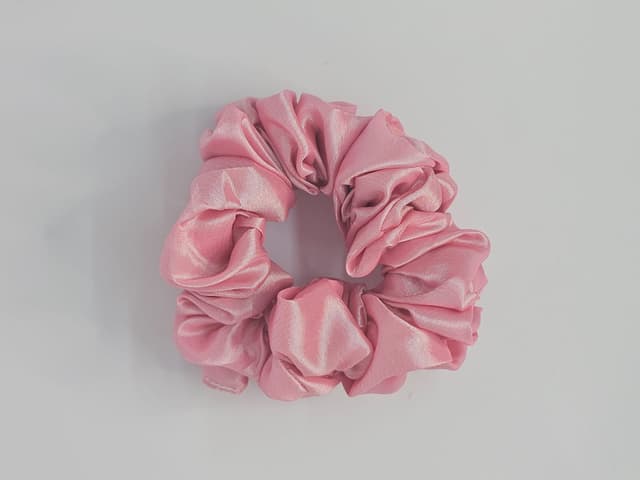 Zero Waste Scrunchie Baby Pink 1