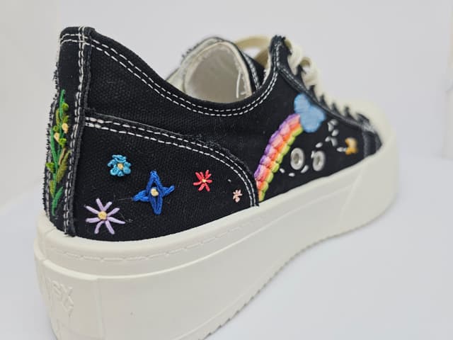 Custom Embroidered Low-Cut Platform Sneakers 2