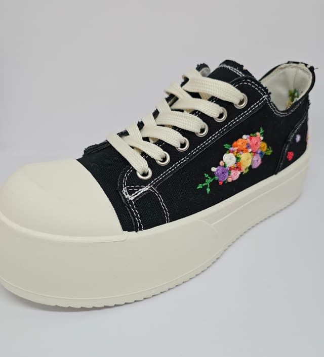Custom Embroidered Low-Cut Platform Sneakers 6
