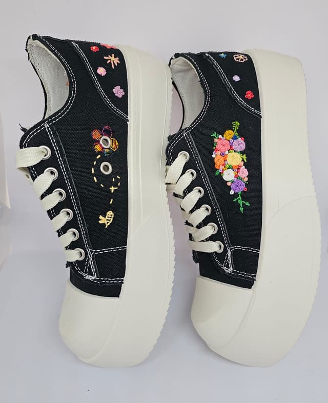 Custom Embroidered Low-Cut Platform Sneakers 13