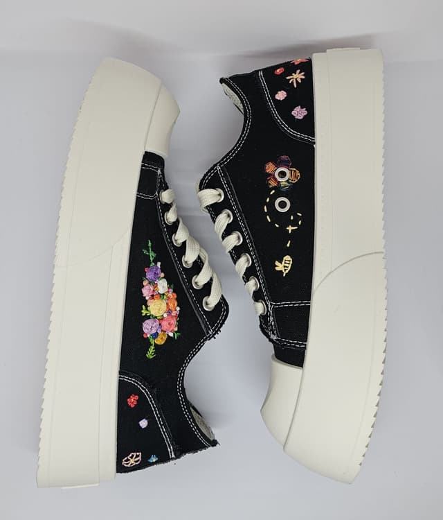 Custom Embroidered Low-Cut Platform Sneakers 14