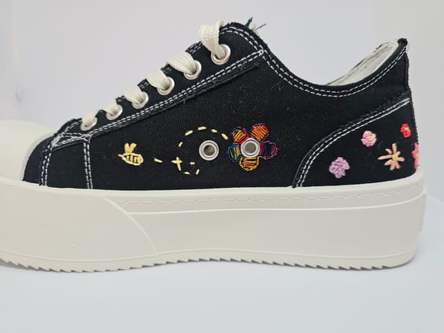 Custom Embroidered Low-Cut Platform Sneakers 16