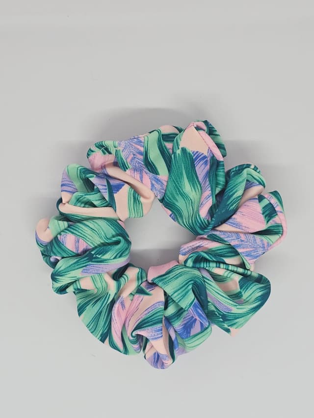 Swim Scrunchie Pastel Paradise 1